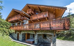 Chalet Des Titans